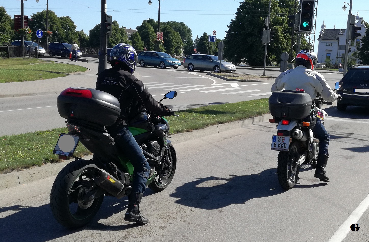 S 6 KKD, Suzuki DR Series 