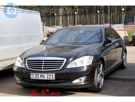 21 MV 221, Mercedes-Benz S-Klasse
