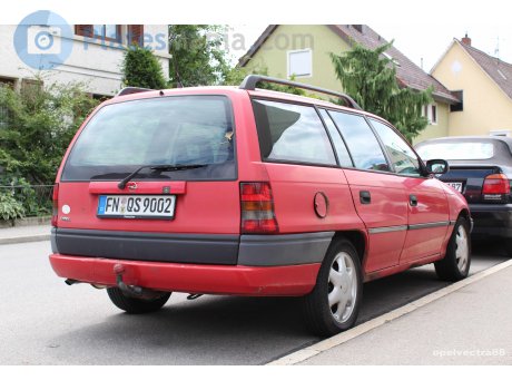 FN QS 9002, Opel Astra