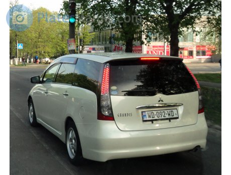 WD-092-WD, Mitsubishi Grandis