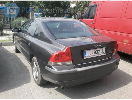 LL 932 LL, Volvo S60