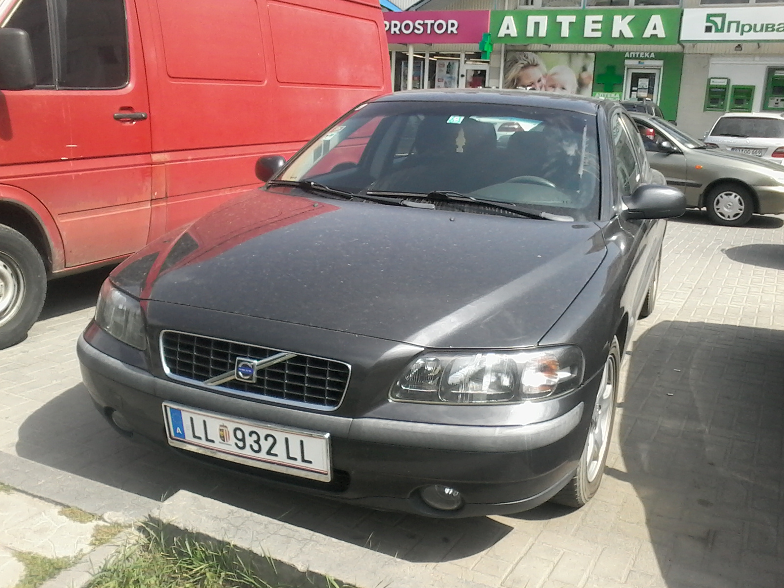 LL 932 LL, Volvo S60 1st gen (384), 2001–2009