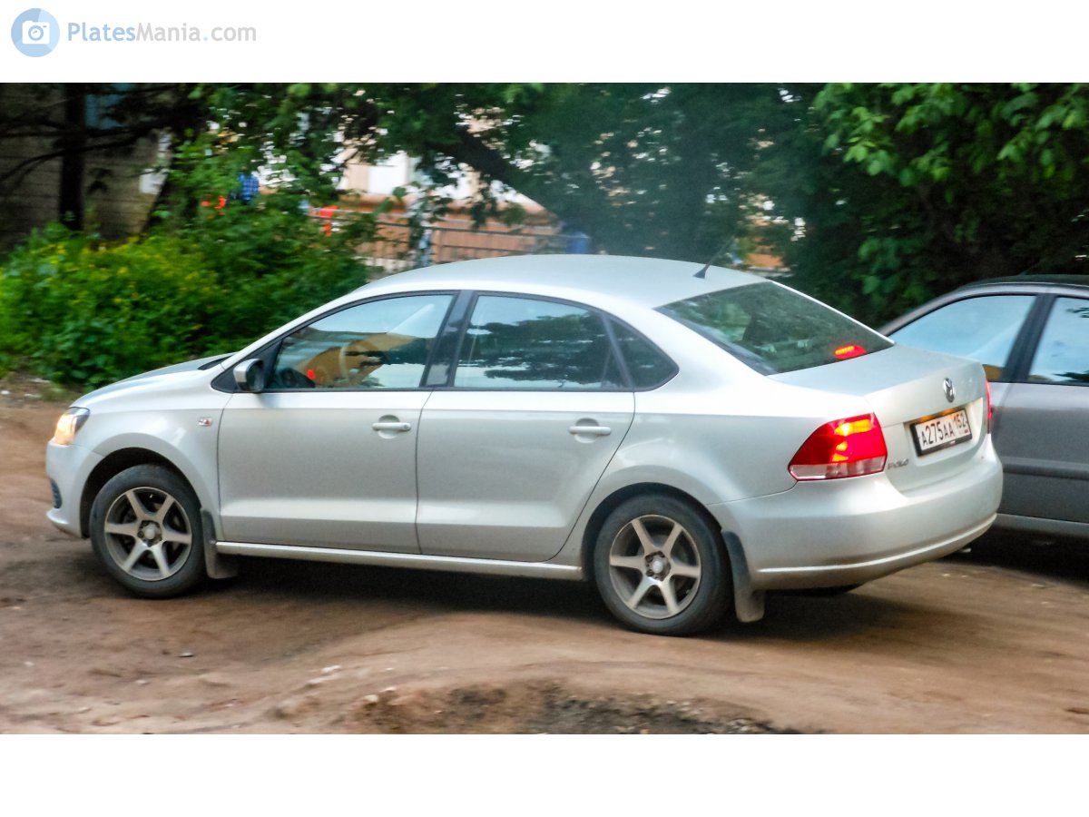а 275 аа 152, Volkswagen Polo 5th gen Sedan (A05), 2010­–2015