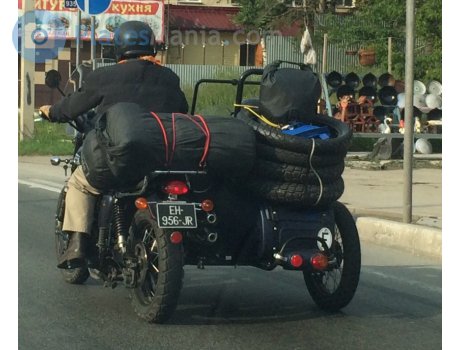 EH-956-JR, Triumph Motorcycles Scrambler