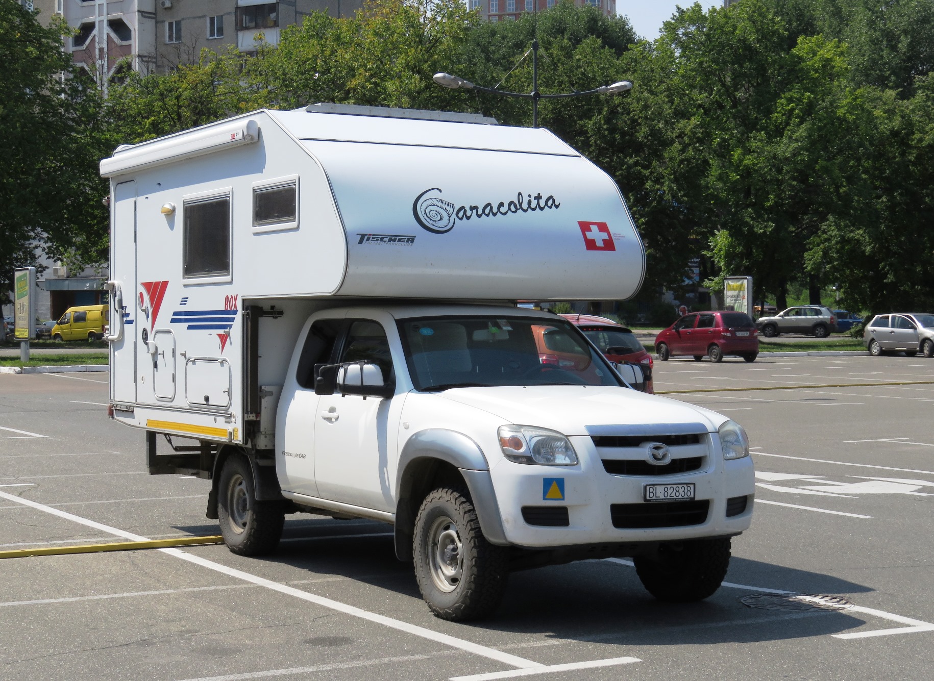 BL 82838, Tischer Trail/Box 