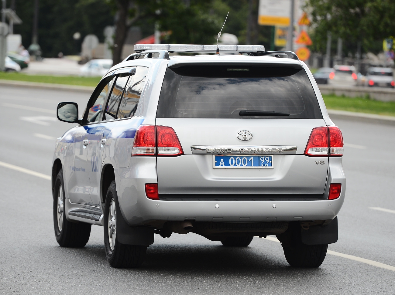 а 0001 99, Toyota Land Cruiser 200 (J200), 2007–2011