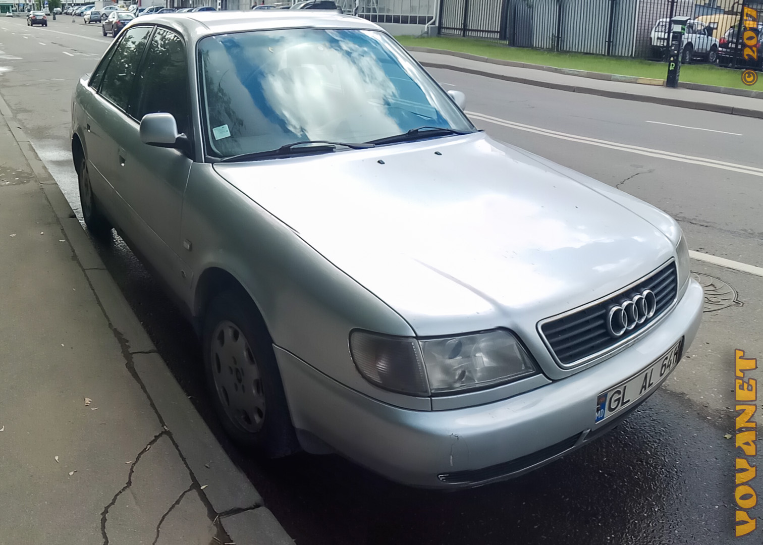 GL AL 641, Audi A6 1st gen Sedan (C4/4A2), 1994–1997