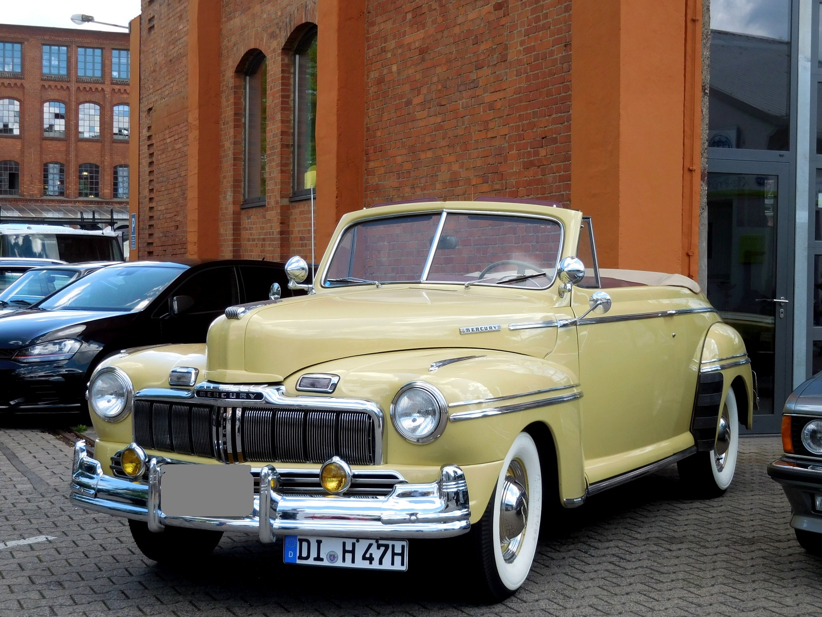 DI H 47 H, Mercury Eight 