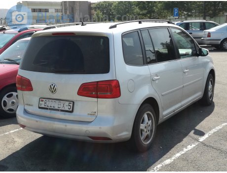 8222 BX-5, Volkswagen Touran