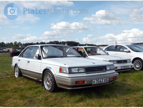 п 7563 ХБ, Nissan Bluebird