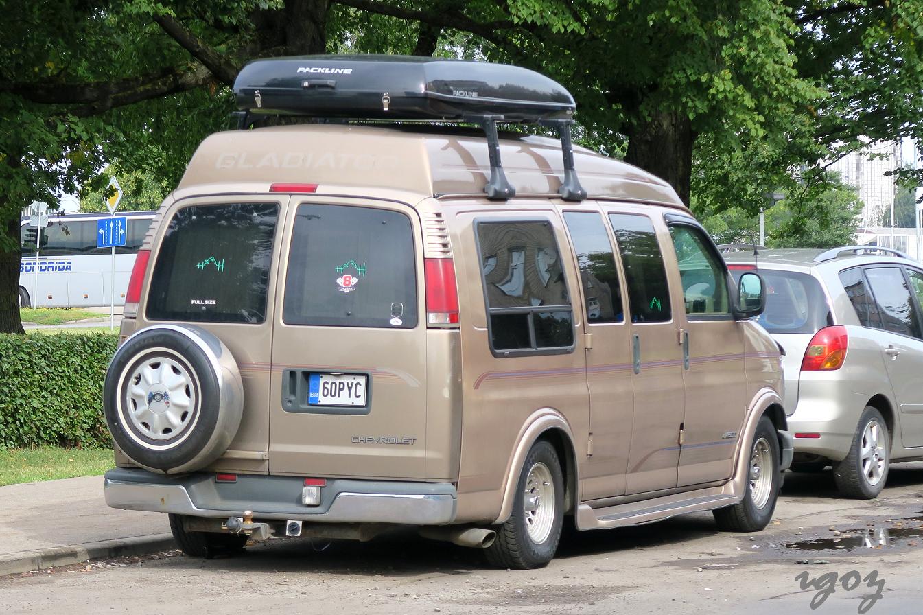 60 PYC, Chevrolet Express 