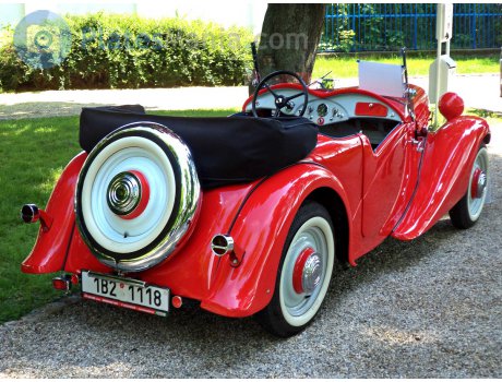 1B2 1118, Praga Baby