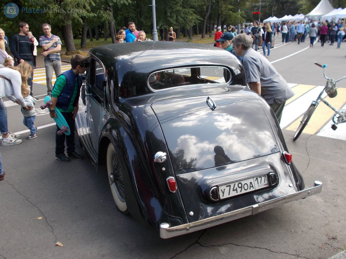 у 749 оа 177, Jaguar SS 