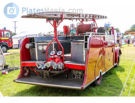 BPM 212, Dennis Light Four