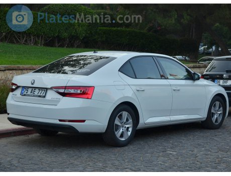 75 AE 777, Skoda Superb