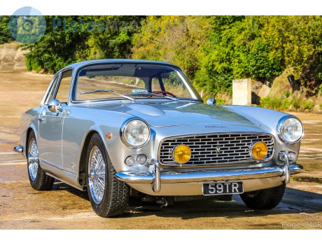 59 TR, Triumph 2000