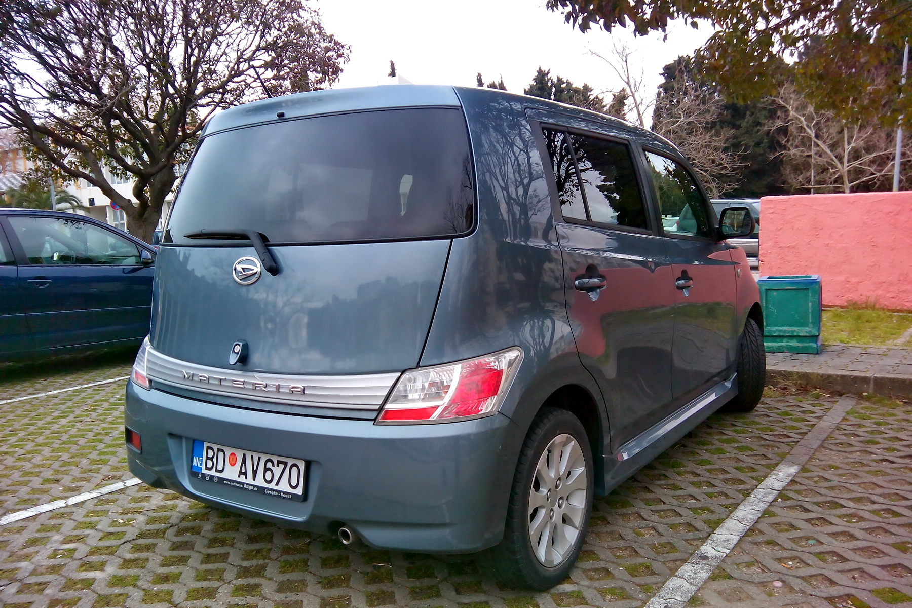 BD AV670, Daihatsu Materia 1st gen (M400), 2006–2011