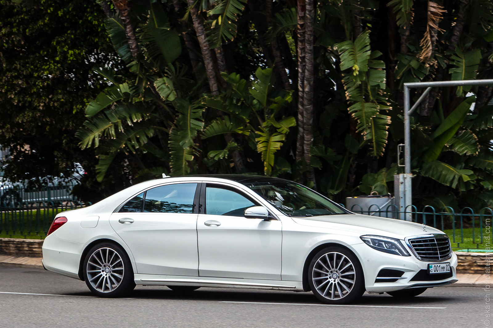 001 MM 02, Mercedes-Benz S-Klasse 8th gen Sedan (W222/V222), 2013–2020