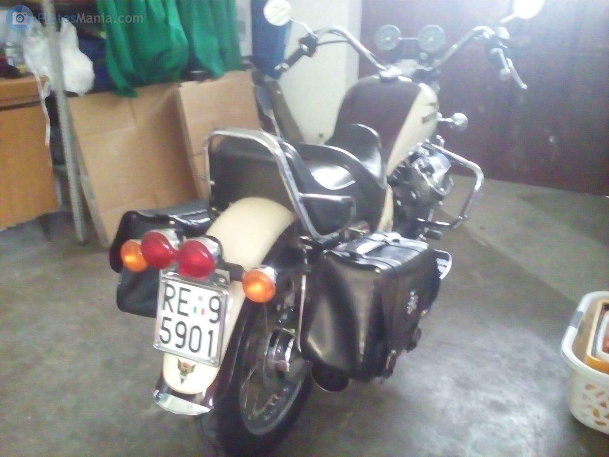 RE 95901, Moto Guzzi California 