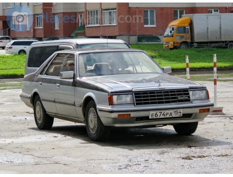 е674ра154, Nissan Laurel