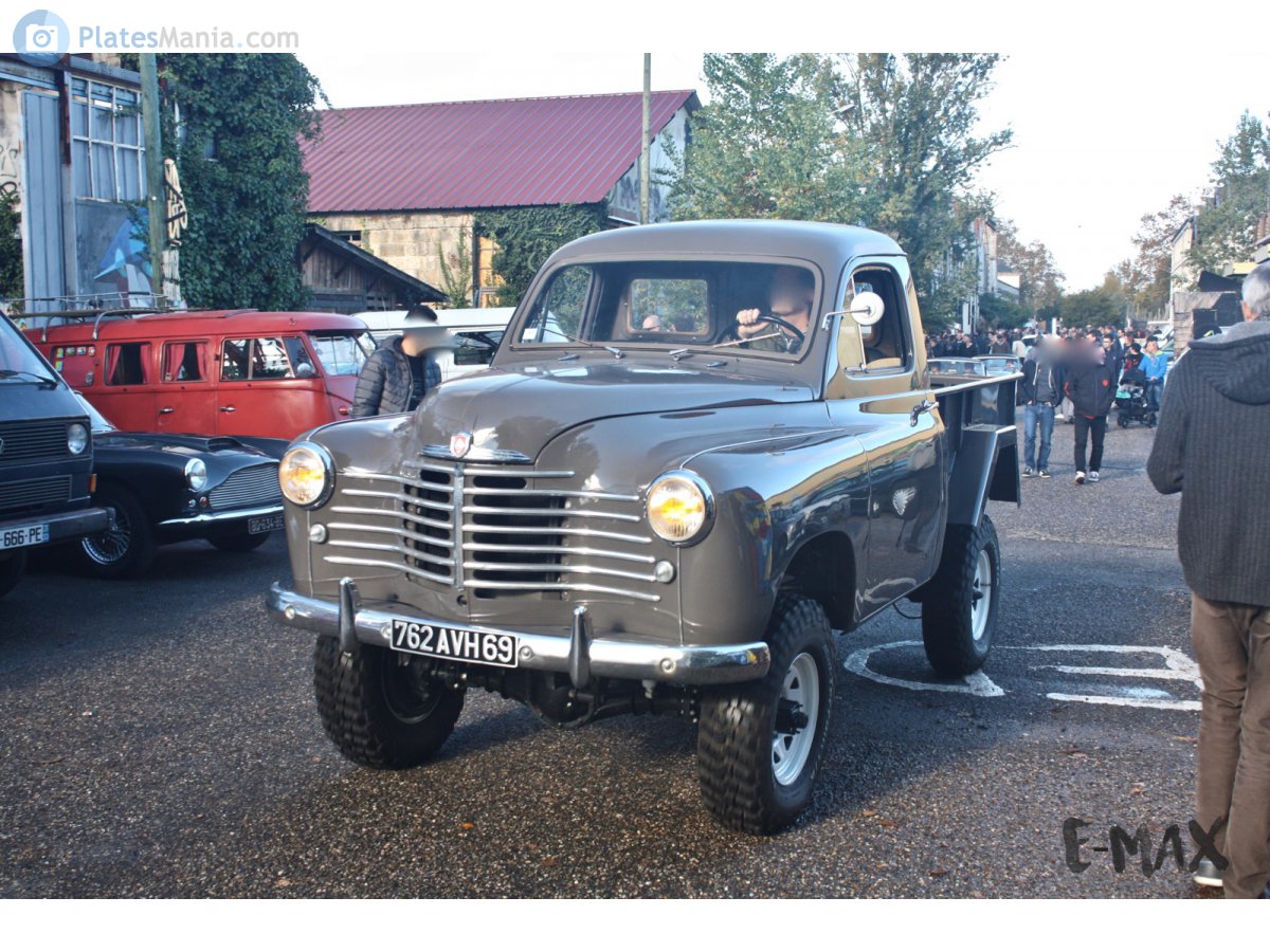 762 AVH 69, Renault Colorale 1st gen, 1950–1957