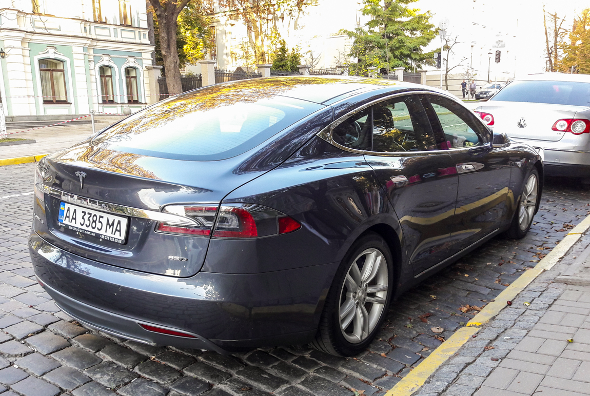 AA 3385 MA, Tesla Model S 1st gen (5YJS), 2012–