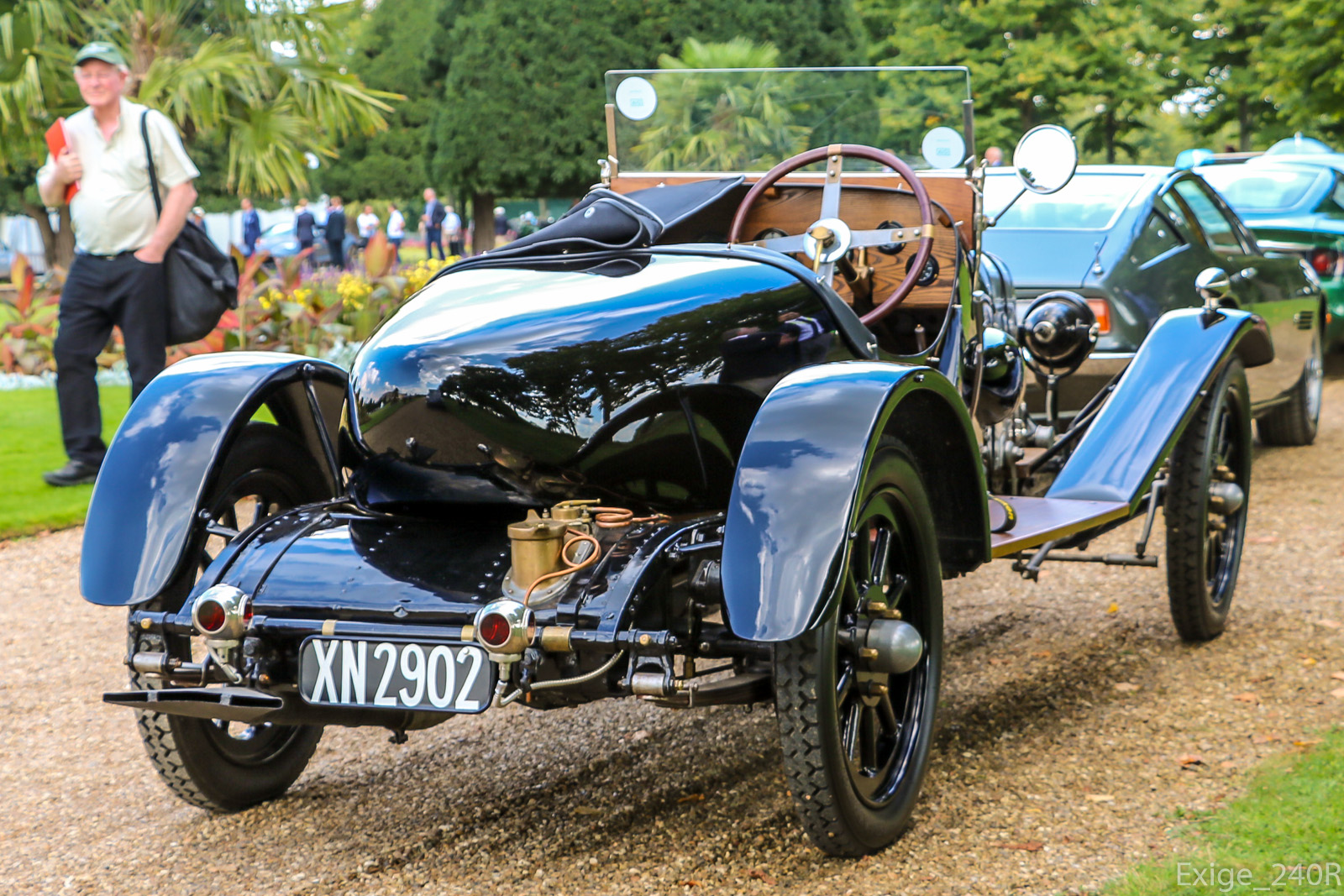 XN2902, Aston Martin 