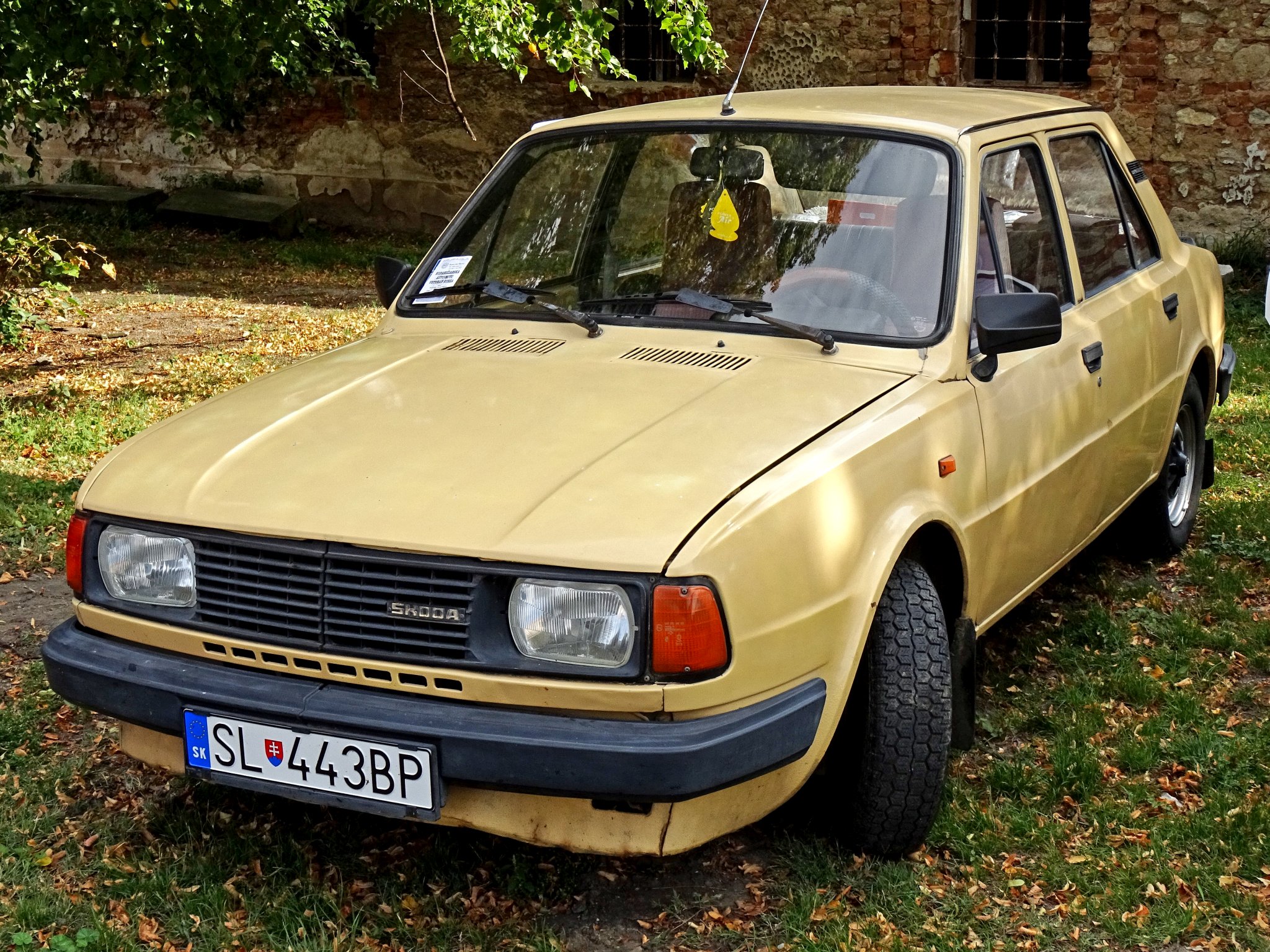SL-443BP, Skoda 105 2nd gen 105S/105L/105SP, 1983–1988