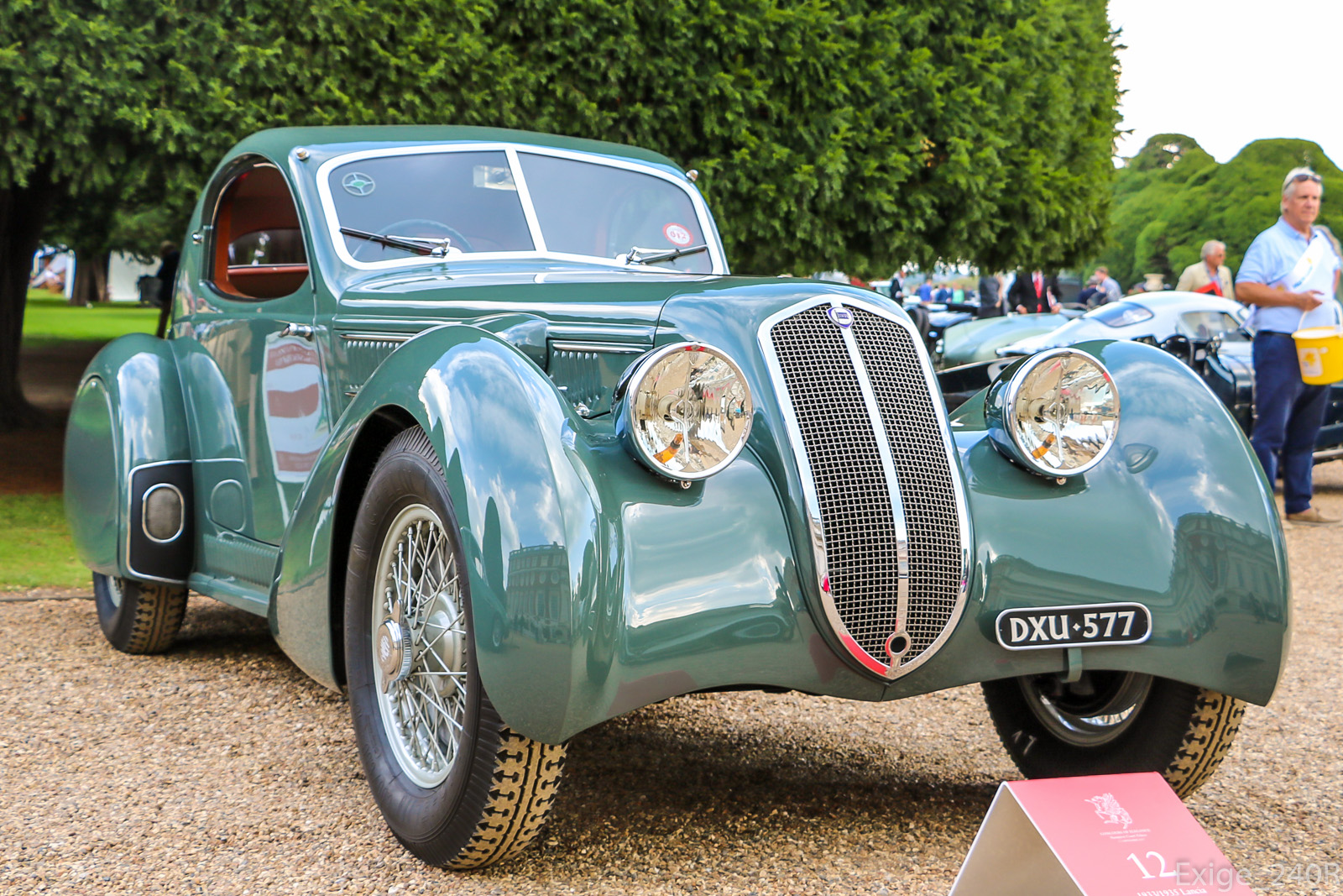 DXU577, Lancia Astura 