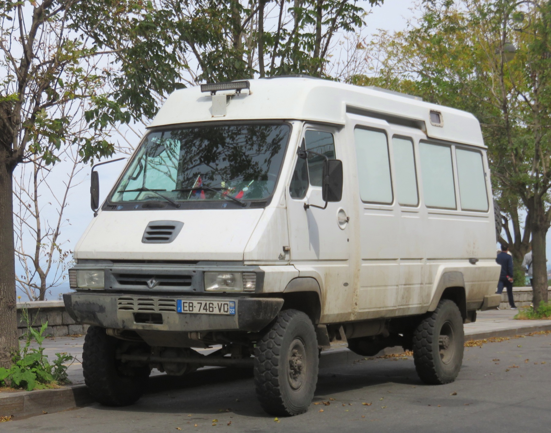 EB-746-VQ, Renault B-Gamme (Messenger) 