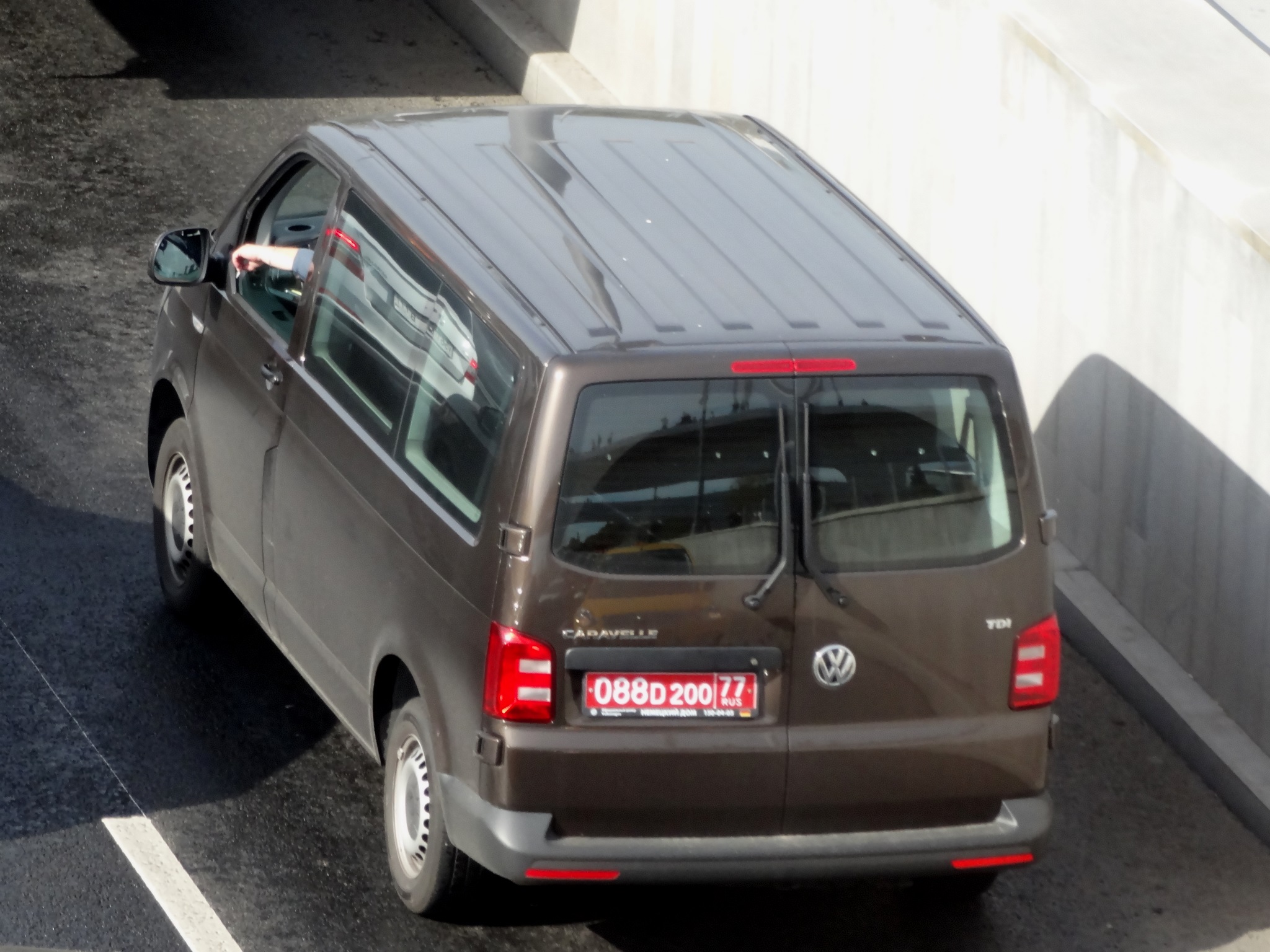 088 D 200 77, Volkswagen Caravelle 