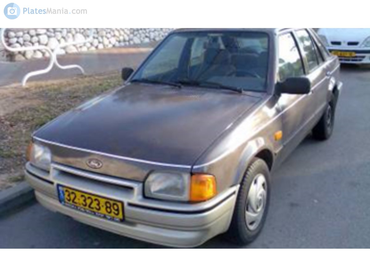 32-323-89, Ford Escort 