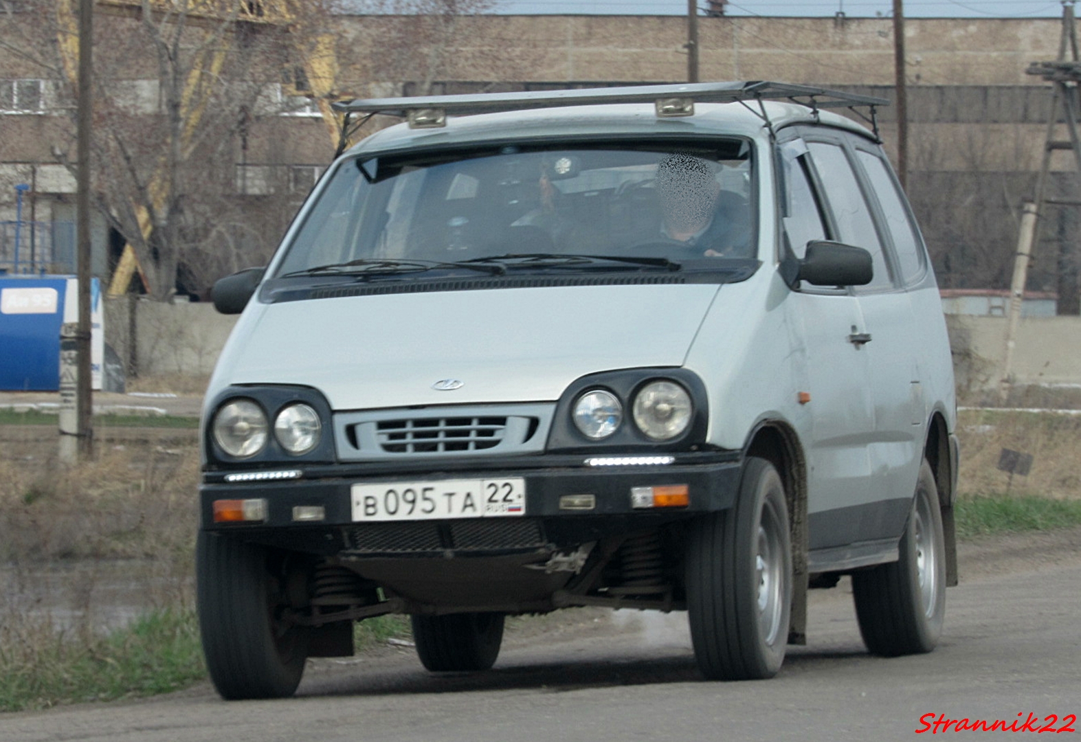 в 095 та 22, Lada (VAZ) 2120 Надежда 2120 Надежда, 1998­–2002