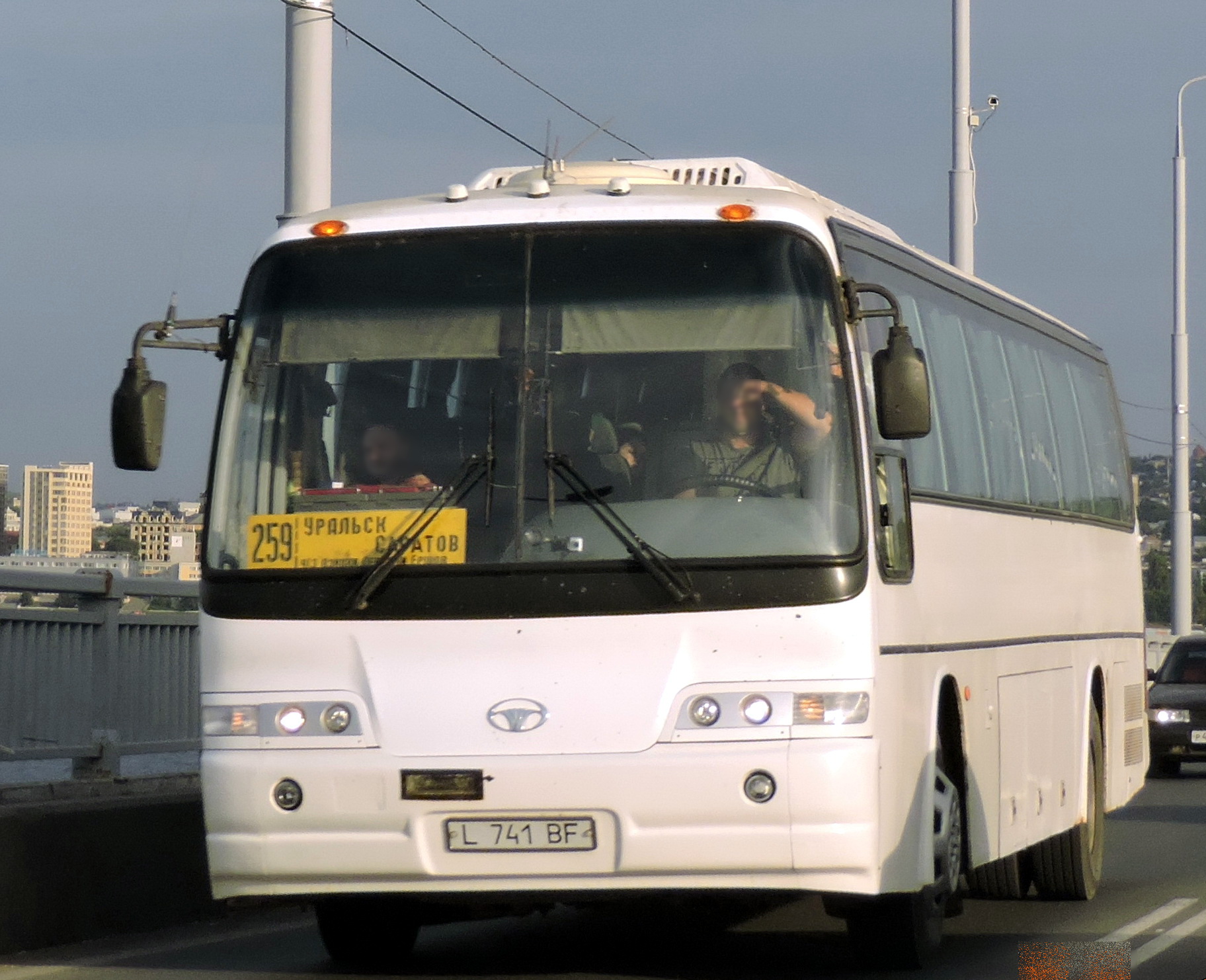 L 741 BF, Daewoo BH116 