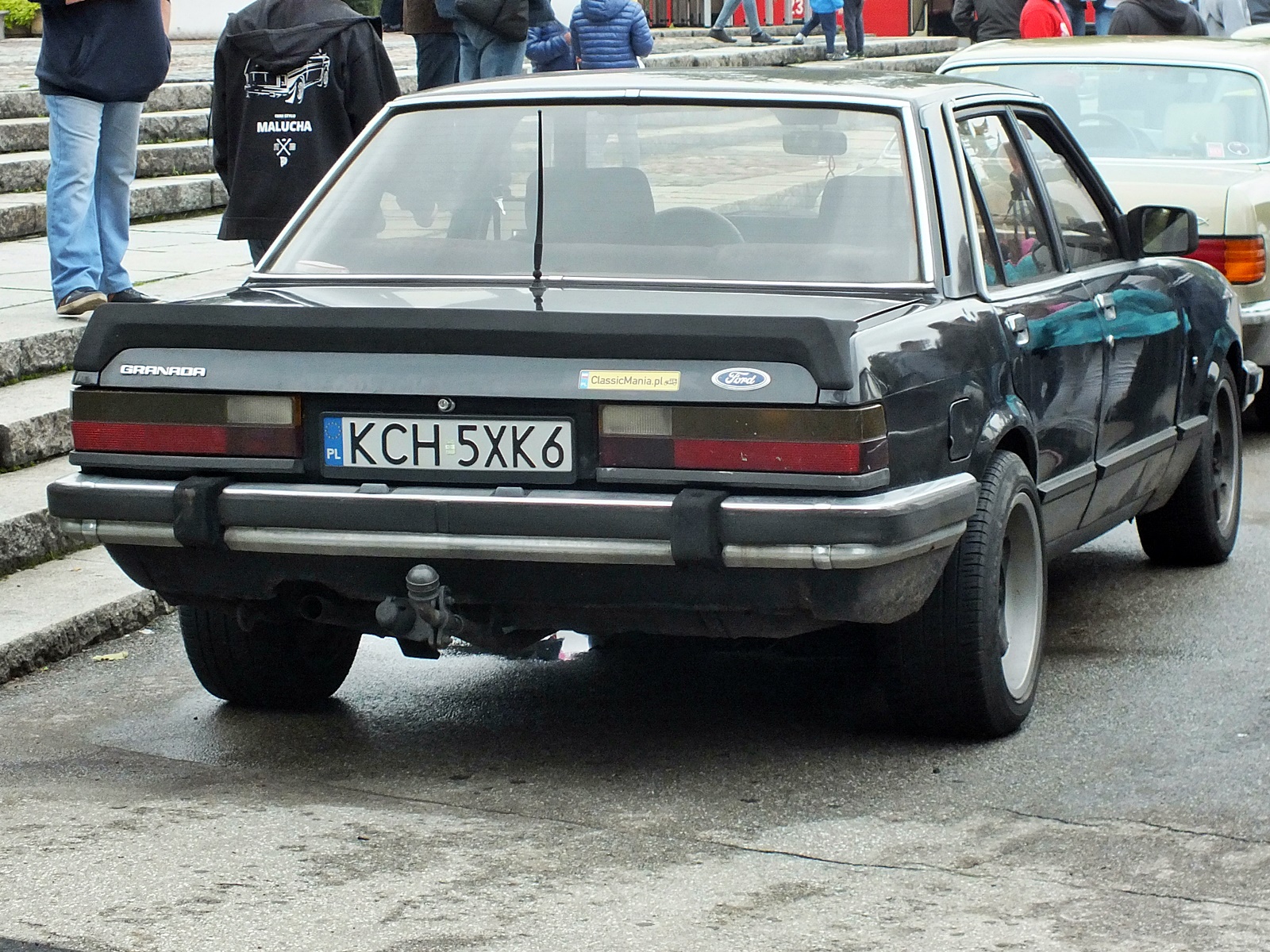 KCH 5XK6, Ford Granada 2nd gen 4-door Sedan (GFU; EU-market), 1977–1985