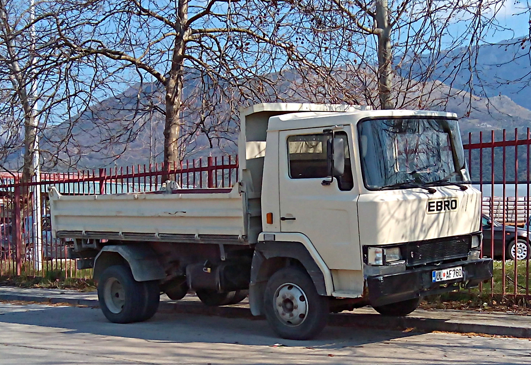 UL AF760, Ebro L-Series 