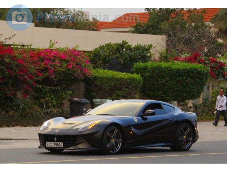 R 99000, Ferrari F12