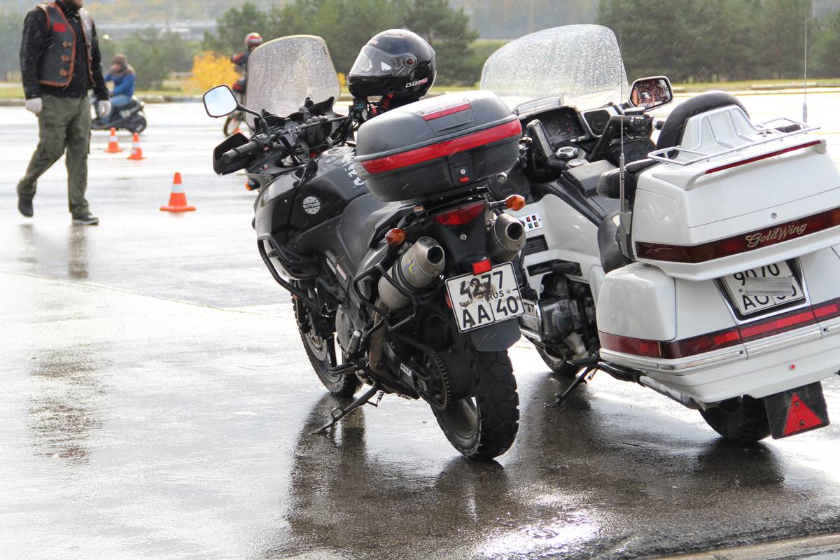 4277 аа 40, Suzuki V-Strom 1st gen DL1000, 2002–2008