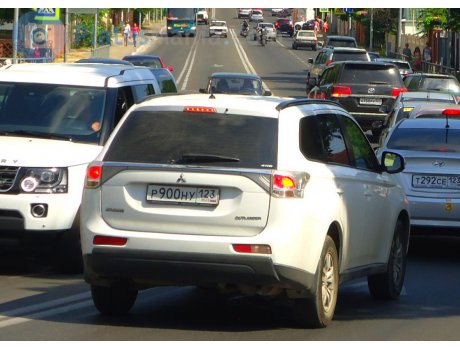 р900ну123, Mitsubishi Outlander