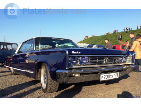 р200су123, Chrysler Newport