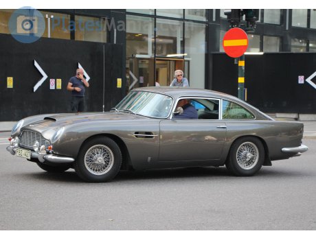 FBZ 427, Aston Martin DB5