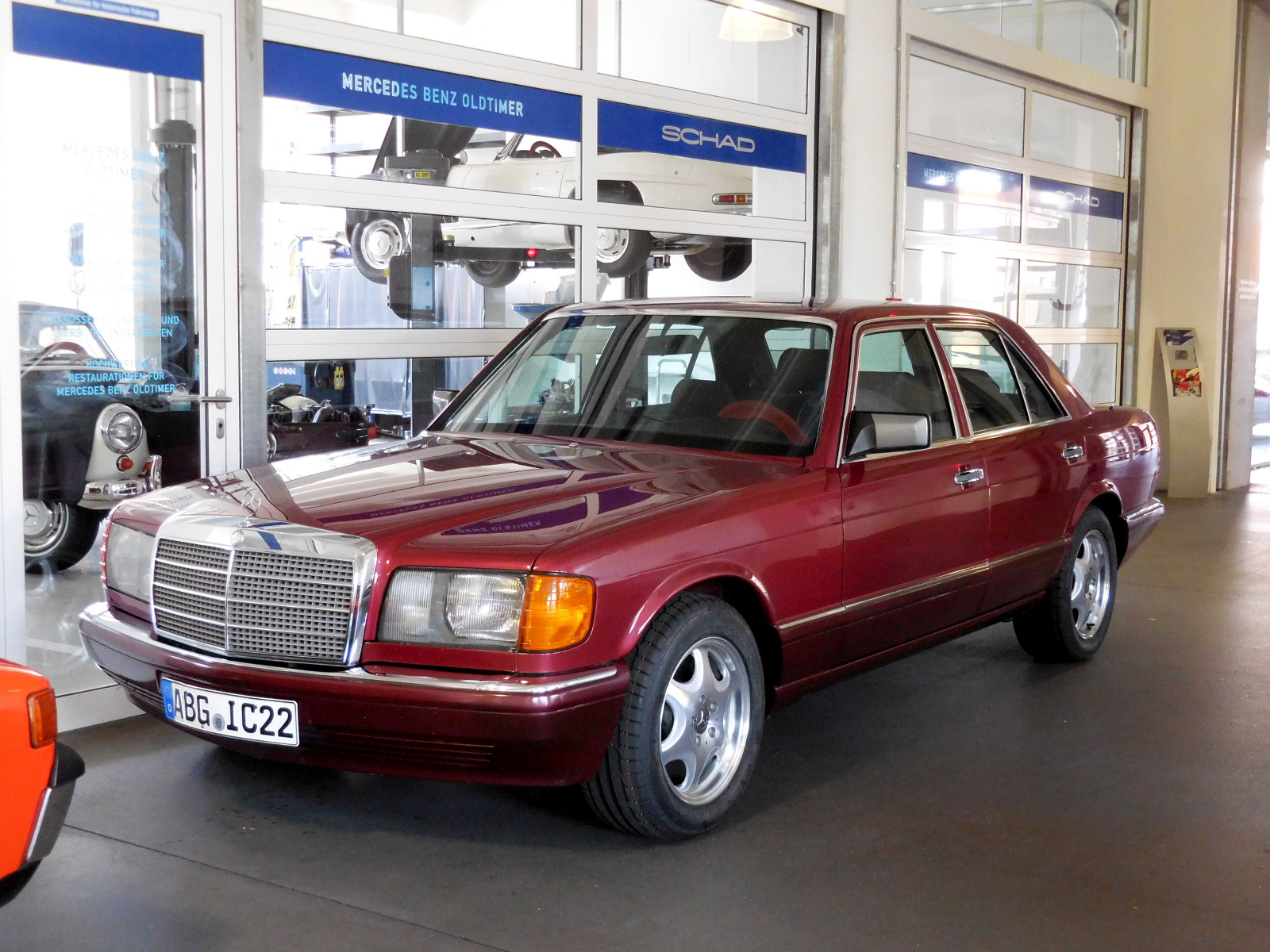 ABG IC 22, Mercedes-Benz S-Klasse 4th gen Sedan (W126/V126), 1979–1991