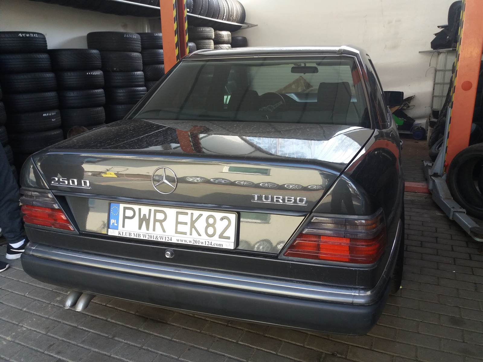 PWR EK82, Mercedes-Benz E-Klasse 1st gen Sedan (W124), 1984­–1995