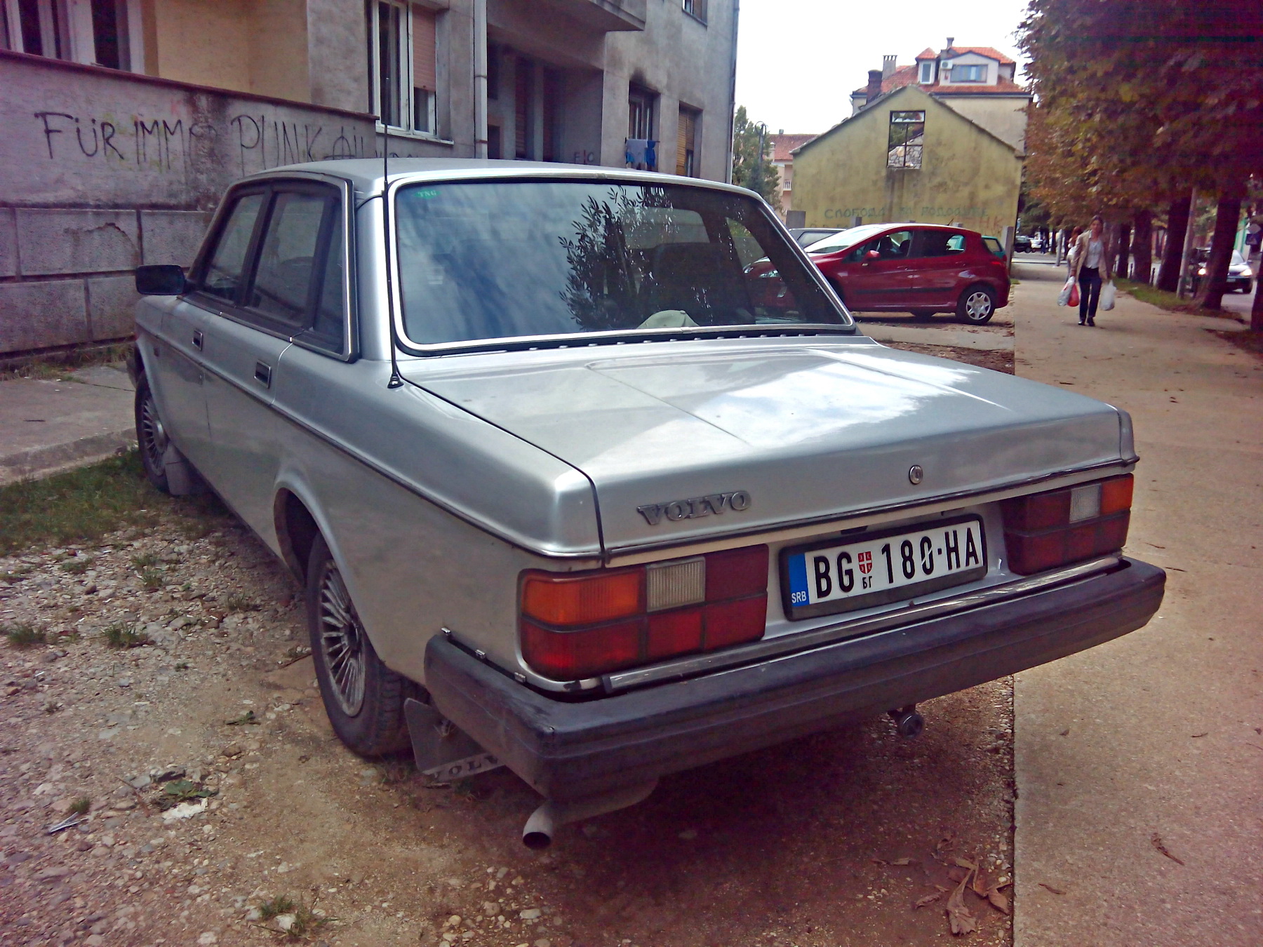 BG 180-HA, Volvo 240-Series 1st gen 4-door Sedan (244), facelift, 1978–1993
