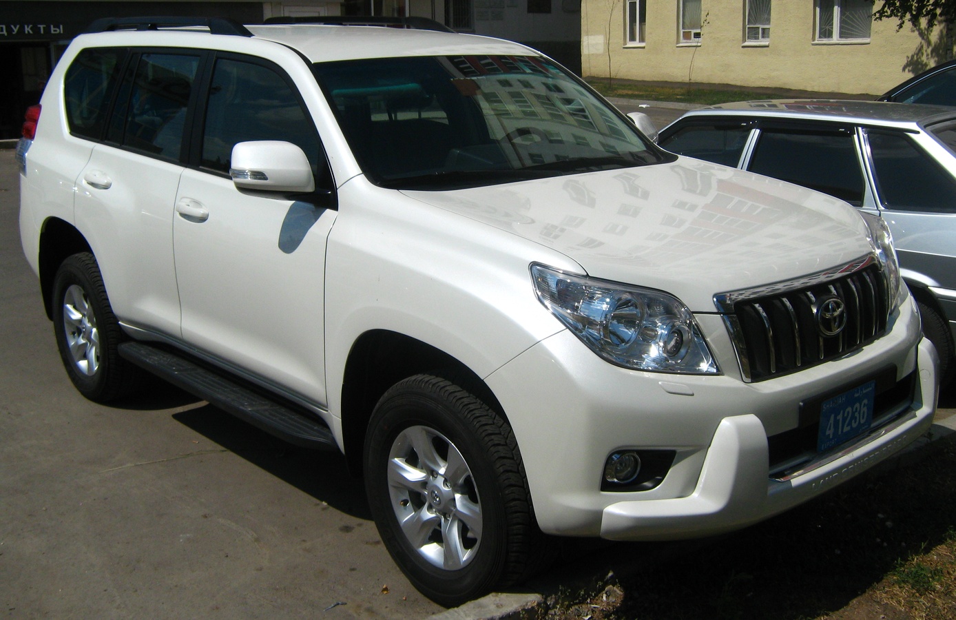 41236, Toyota Land Cruiser Prado 4th gen 5-door SUV (J150), 2009–2013