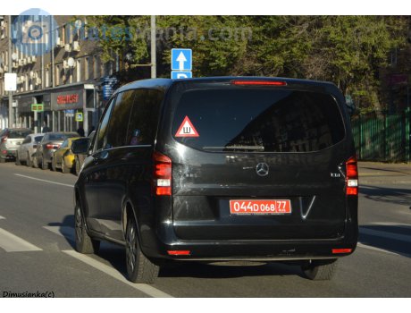 044D 068 77, Mercedes-Benz V-Klasse