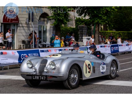 LRW 747, Jaguar XK120