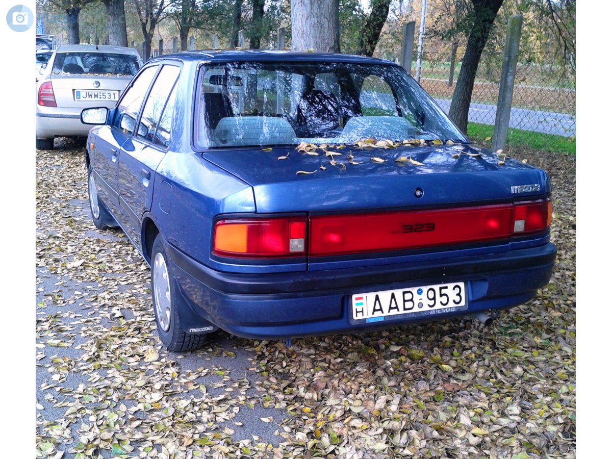 AAB-953, Mazda 323 4th gen Sedan (BG), 1989–1994