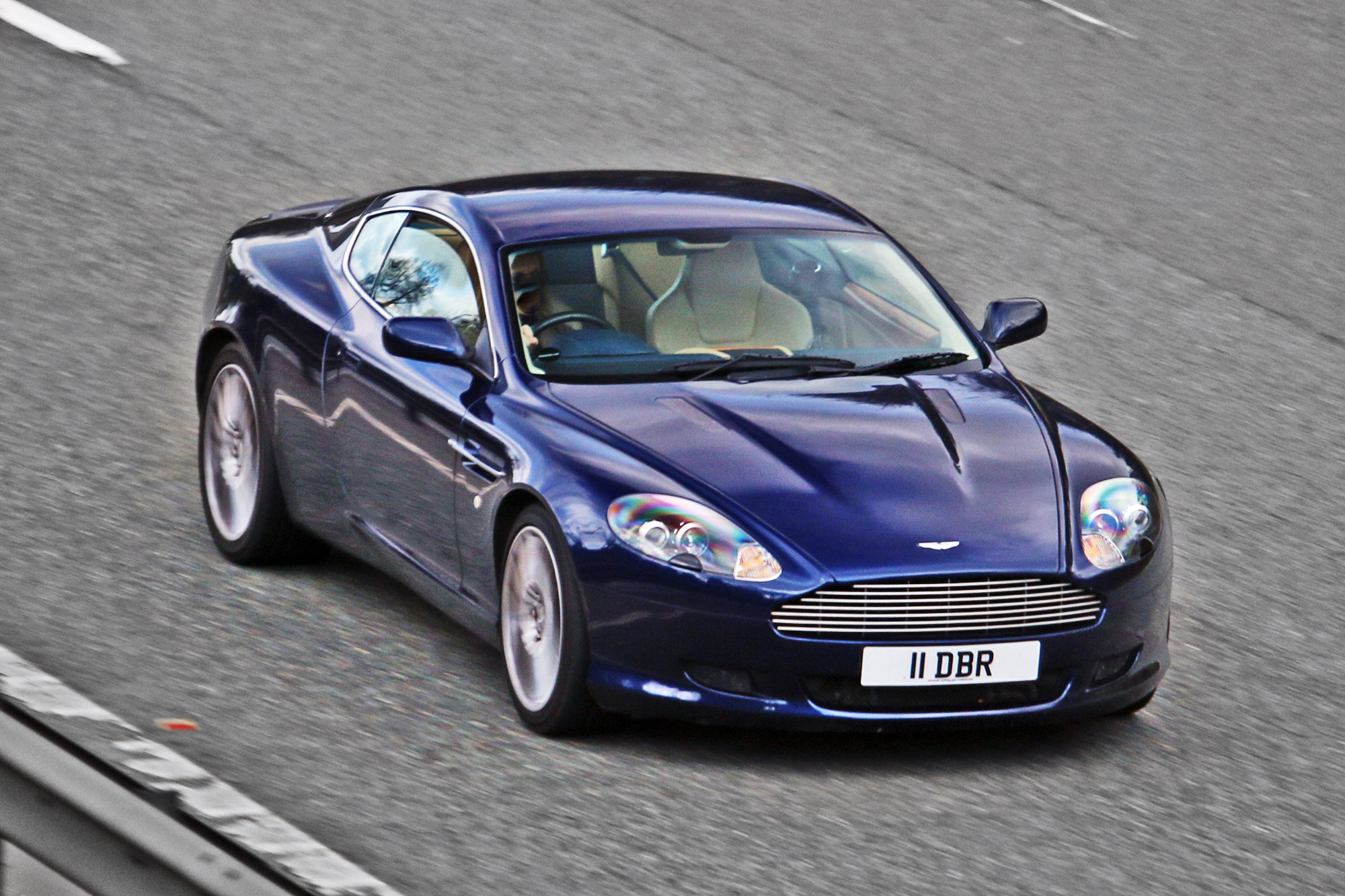 11DBR, Aston Martin DB9 Coupé (VH300), 2004–2012