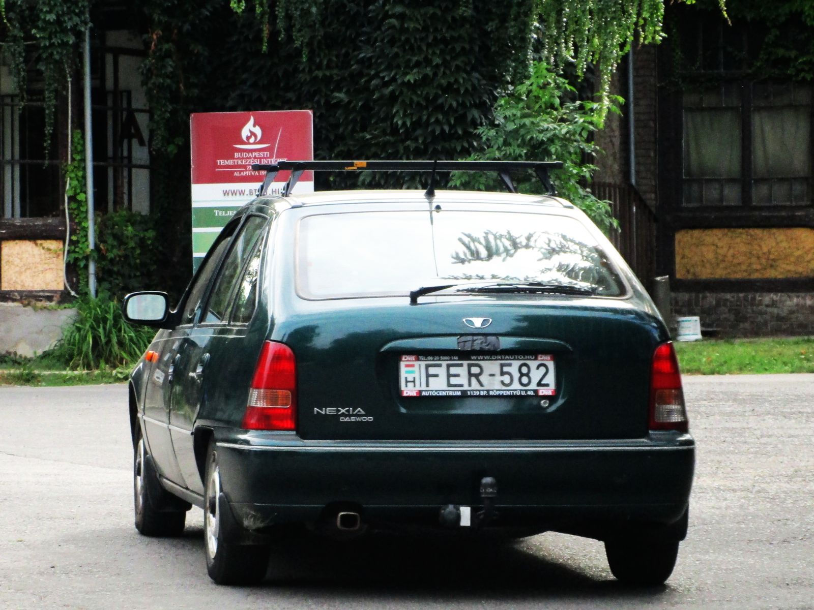 FER-582, Daewoo Nexia 1st gen Sedan (T-body), 1995–1997 (–2008 for CIS-market)